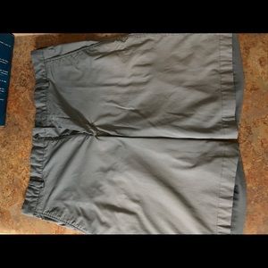ACCEPTING ALL OFFERS Nike Men’s golf shorts